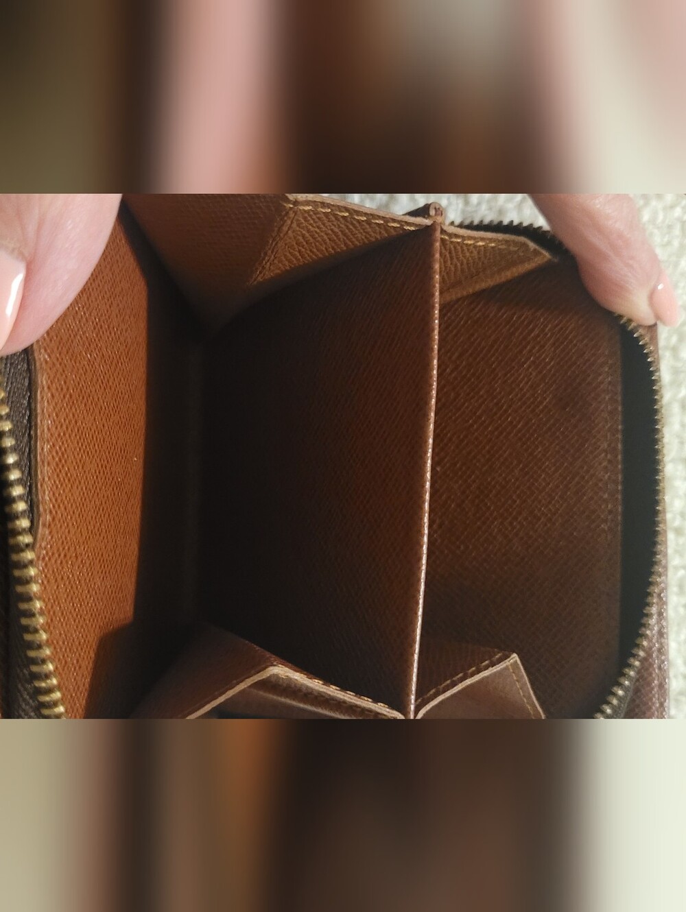 Auth Louis Vuitton Compact Wallet EUC - Picture 7 of 16